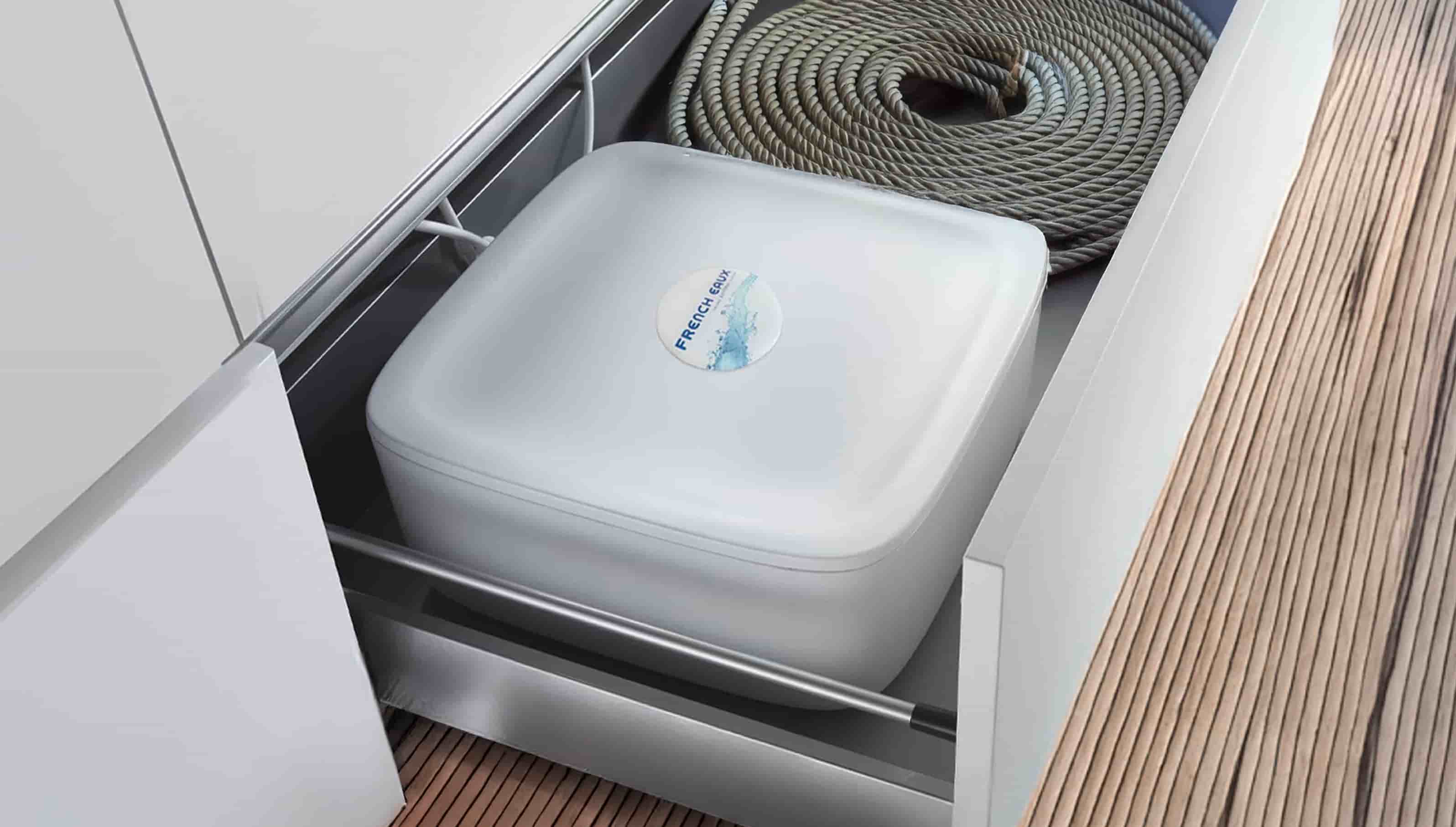 Eau osmosée à bord d’un bateau : faut-il la reminéraliser ?